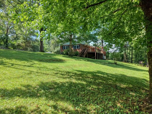 383 Sunrise Street, Murphy, NC 28906
