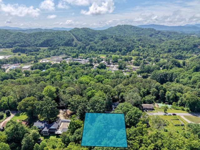 383 Sunrise Street, Murphy, NC 28906