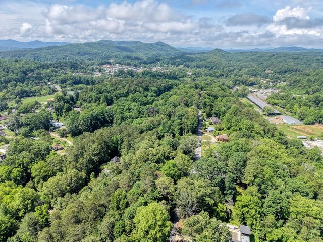 383 Sunrise Street, Murphy, NC 28906