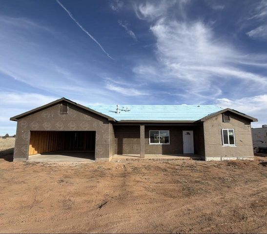 37 Lobo Drive, Moriarty, NM 87035