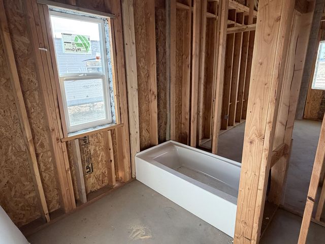 37 Lobo Drive, Moriarty, NM 87035