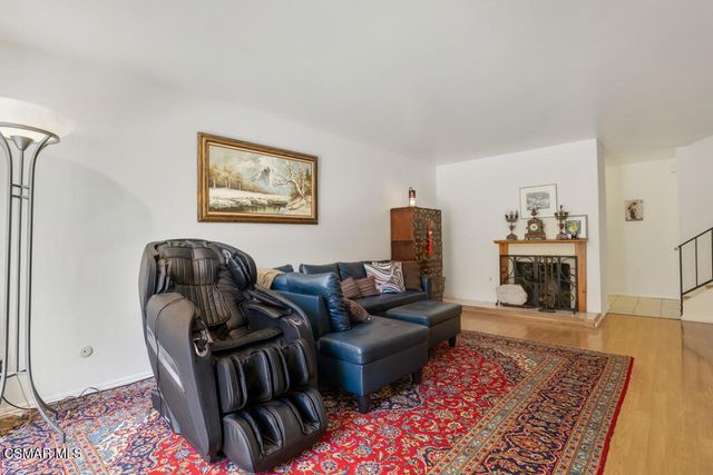 8021 Canby Avenue 3, Reseda, CA 91335