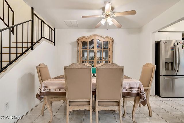 8021 Canby Avenue 3, Reseda, CA 91335