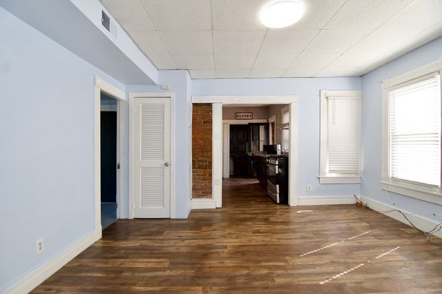 425 Taylor St 2, Springfield, MA 01105