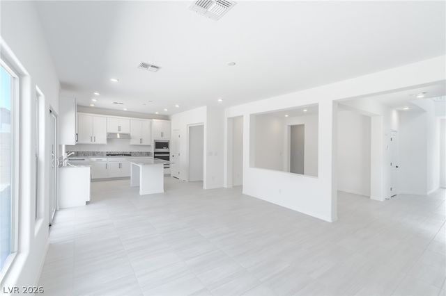 6846 West Ford Avenue, Las Vegas, NV 89139