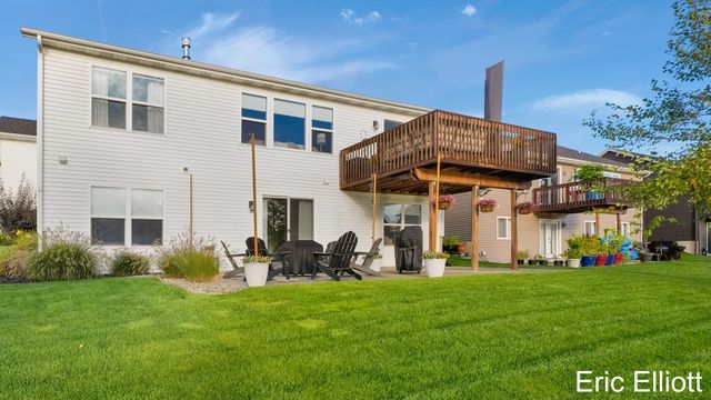 3932 Elm Ridge Drive, Holland, MI 49424