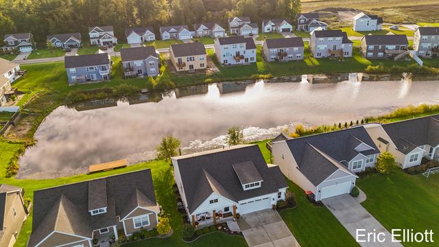 3932 Elm Ridge Drive, Holland, MI 49424
