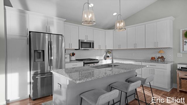 3932 Elm Ridge Drive, Holland, MI 49424