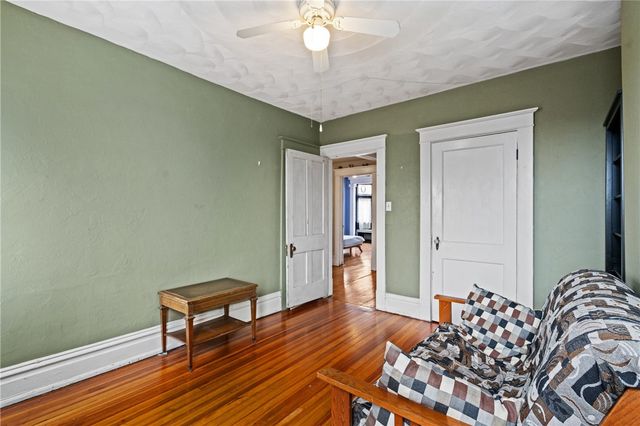 922 Jancey St, Morningside, PA 15206