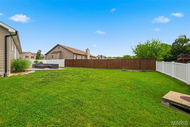 10 Gracie Claire Court, Moscow Mills, MO 63362