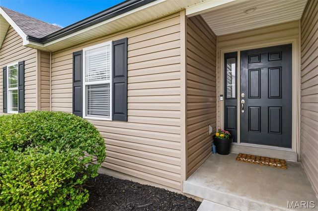 10 Gracie Claire Court, Moscow Mills, MO 63362