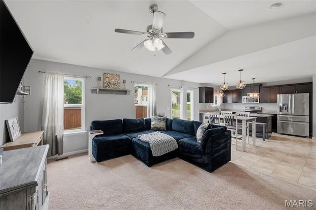 10 Gracie Claire Court, Moscow Mills, MO 63362