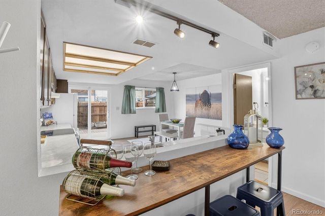 1257 S Dillon Way, Aurora, CO 80012