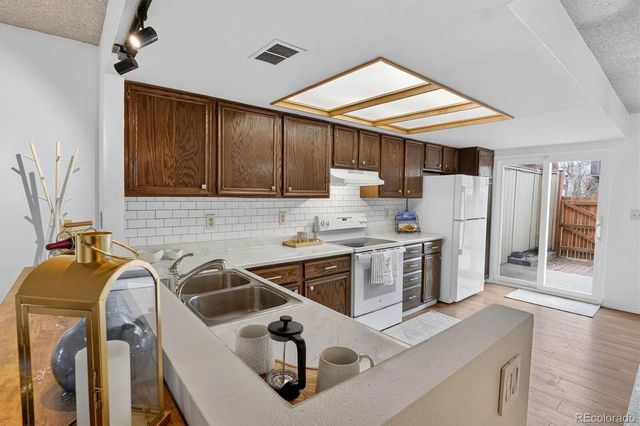 1257 S Dillon Way, Aurora, CO 80012