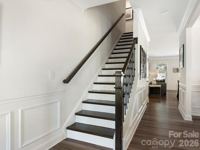 6008 Hampstead Pond Lane, Matthews, NC 28105