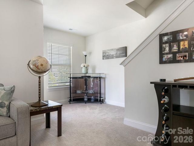 6008 Hampstead Pond Lane, Matthews, NC 28105