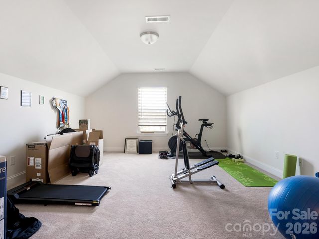 6008 Hampstead Pond Lane, Matthews, NC 28105