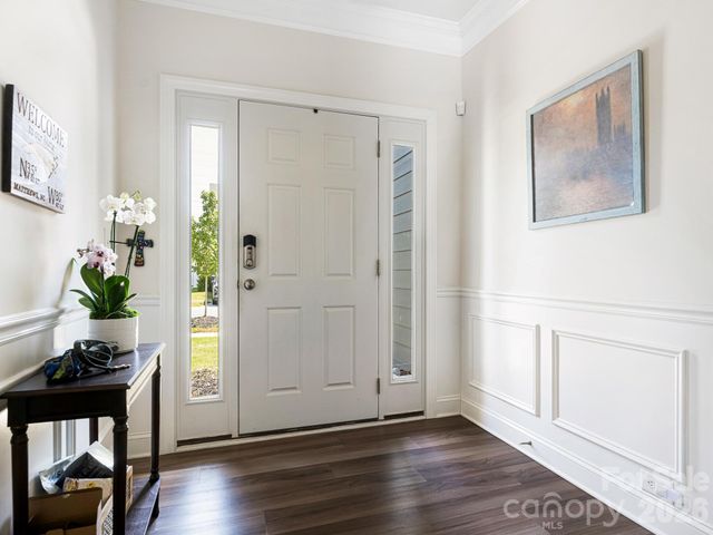 6008 Hampstead Pond Lane, Matthews, NC 28105