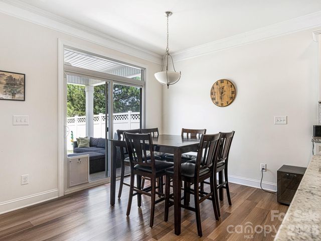 6008 Hampstead Pond Lane, Matthews, NC 28105