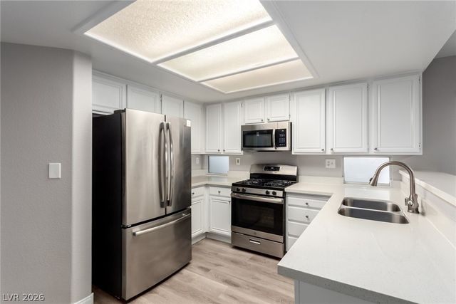 4400 Sandhorse Court, Las Vegas, NV 89130