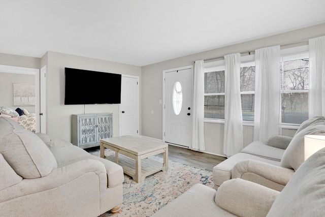 130 Fieldston St, Springfield, MA 01119