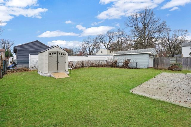 130 Fieldston St, Springfield, MA 01119