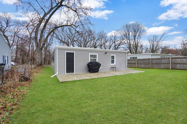 130 Fieldston St, Springfield, MA 01119