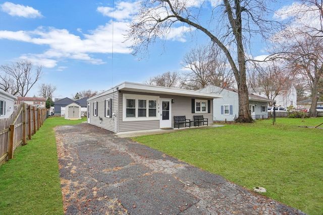 130 Fieldston St, Springfield, MA 01119