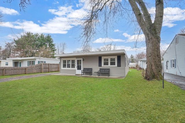 130 Fieldston St, Springfield, MA 01119