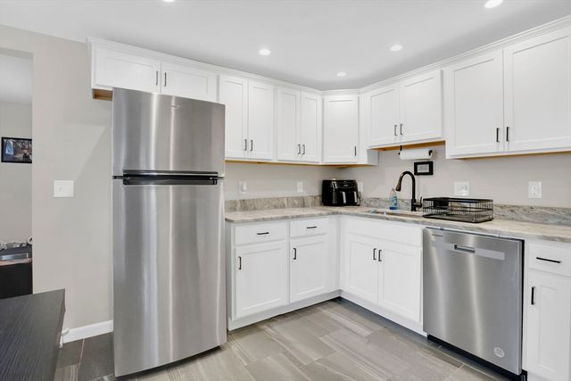 130 Fieldston St, Springfield, MA 01119