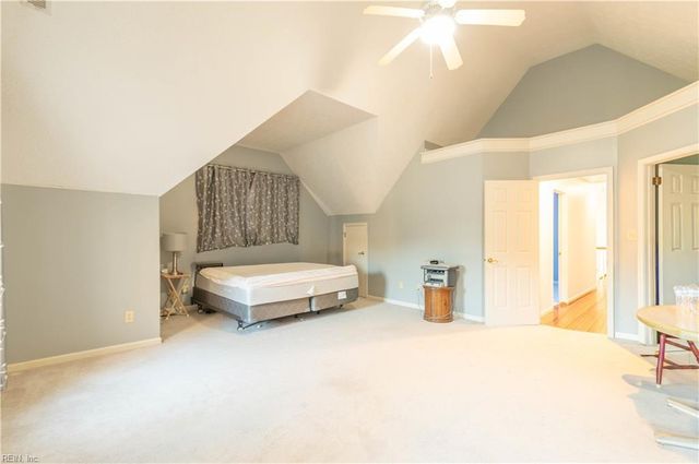 217 Pasture LN, Yorktown, VA 23693