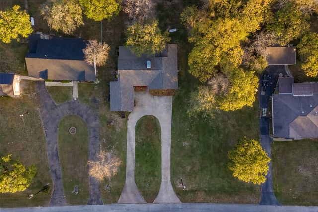 42 Sammy Snead Drive, Hilltop Lakes, TX 77871