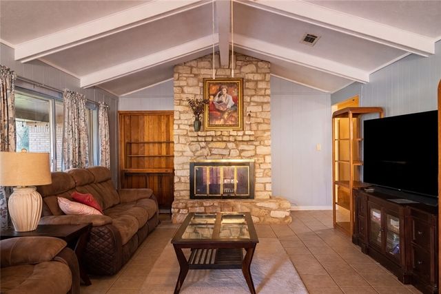 42 Sammy Snead Drive, Hilltop Lakes, TX 77871