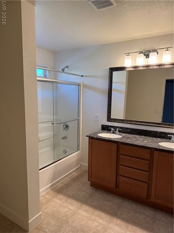10581 Griffin Avenue, Las Vegas, NV 89129