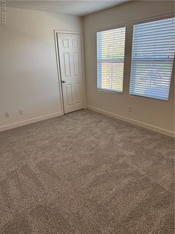 10581 Griffin Avenue, Las Vegas, NV 89129