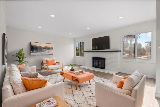 8851 Keokuk, Winnetka, CA 91306