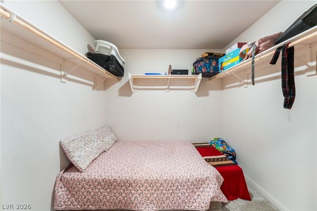 2854 Azure Moon Court, North Las Vegas, NV 89086