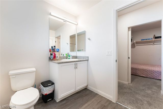 2854 Azure Moon Court, North Las Vegas, NV 89086