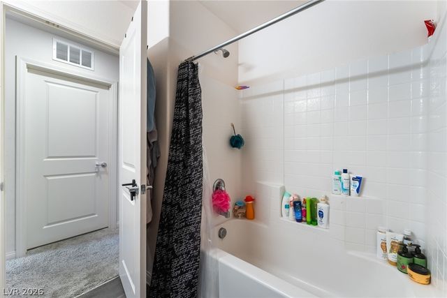 2854 Azure Moon Court, North Las Vegas, NV 89086