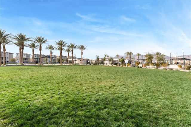 2854 Azure Moon Court, North Las Vegas, NV 89086