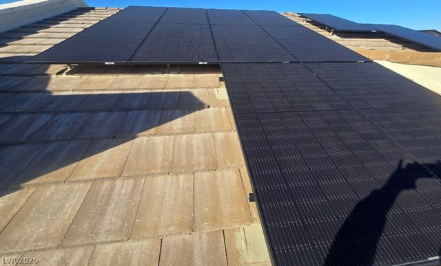 2854 Azure Moon Court, North Las Vegas, NV 89086