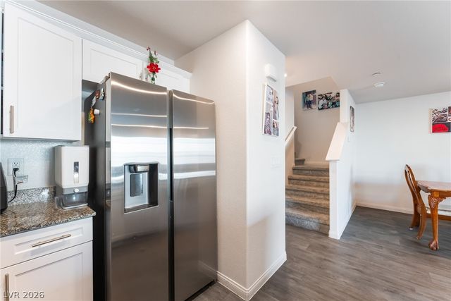 2854 Azure Moon Court, North Las Vegas, NV 89086