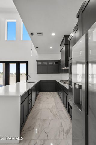 528 Basketflower Drive, Horizon City, TX 79928