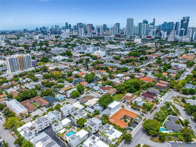 1028 SW 9th Avenue, Miami, FL 33130