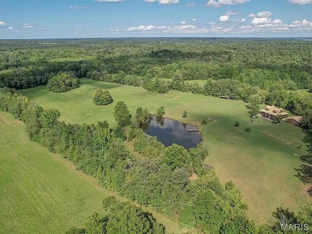 2814 Ripley N-2, Doniphan, MO 63935