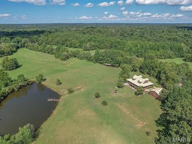 2814 Ripley N-2, Doniphan, MO 63935