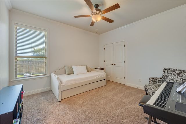 3301 Covington Court, Bryan, TX 77808