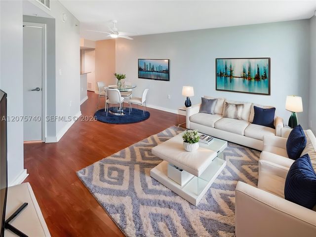 9055 SW 73rd Ct 1103, Miami, FL 33156
