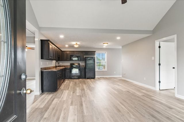 125 Southview Dr, Lewisburg, TN 37091