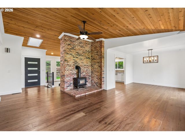 32302 Se OXBOW Dr, Gresham, OR 97080